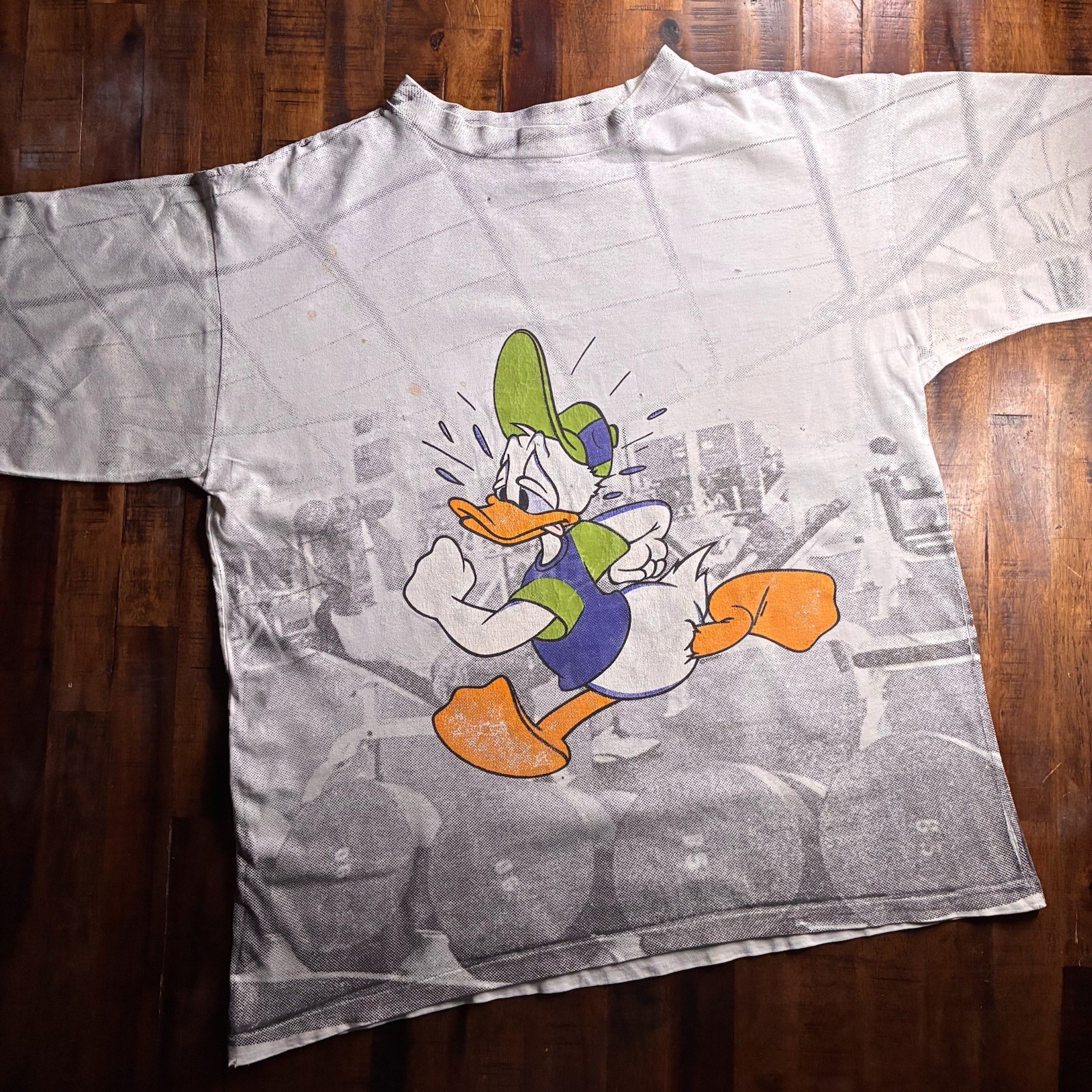 Vintage Disney 90’s Deadstock All Over Print Donald Duck Collectible Gym
