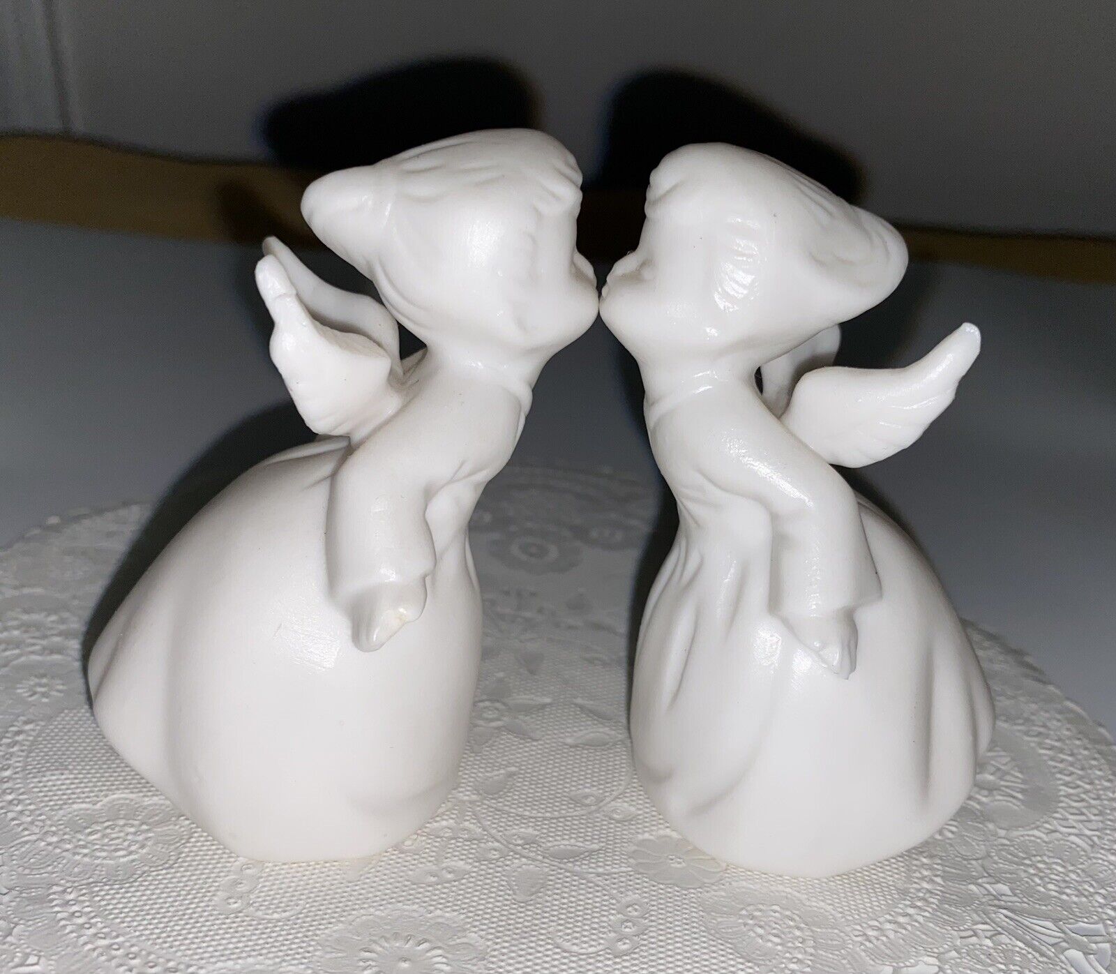 Schmid Bros Bisque Porcelain Kissing Angels Boy & Girl Vintage 