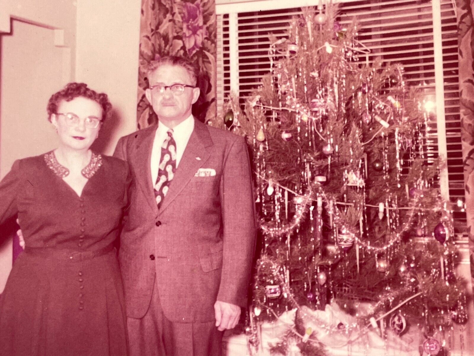GE Photo Cute Older Old Couple Posing With Christmas Tree Decorated 1957 Sepia 