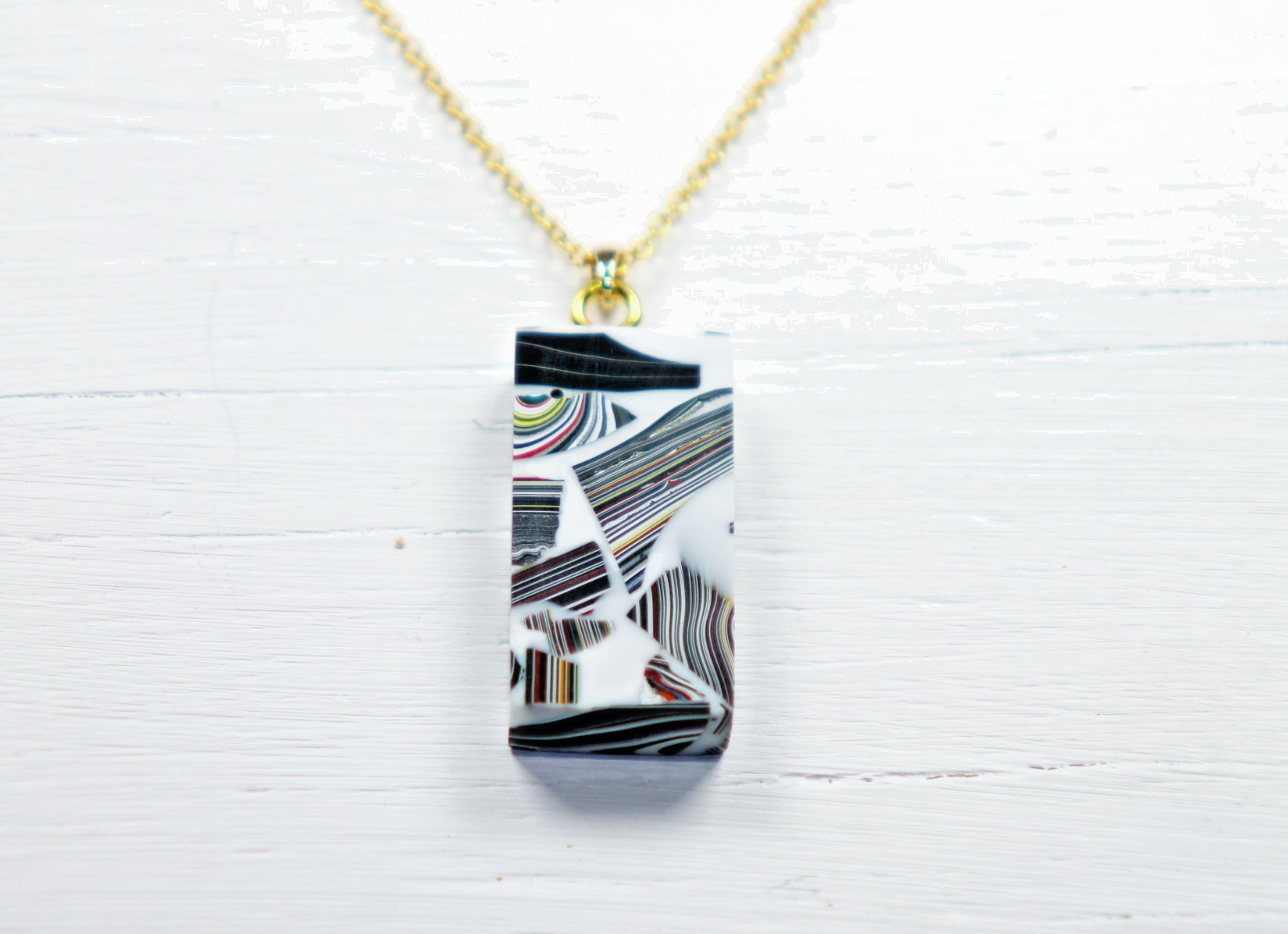 Fordite Necklace - Fordite and Resin - 30.69mm x 15.19mm x 6.17mm (N-174)