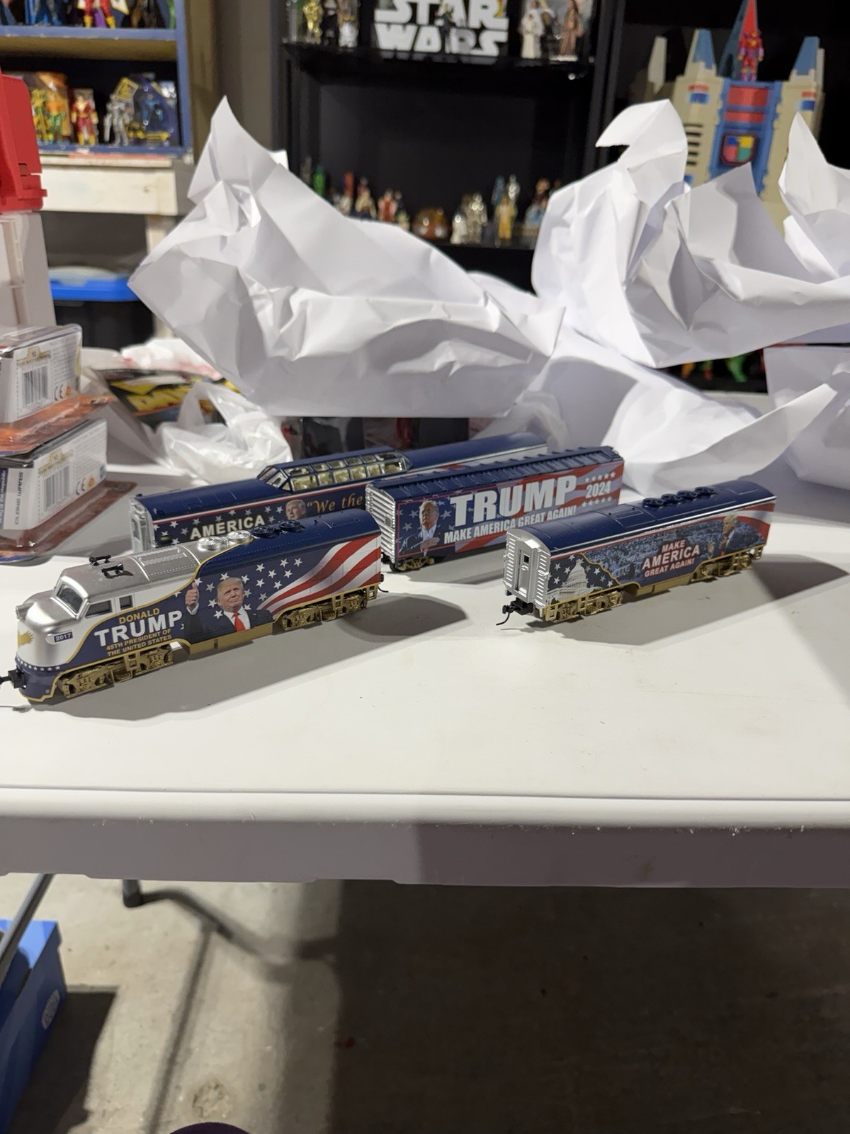 Donald Trump Collectible Train Set “President Donald Trump Express” Model Train