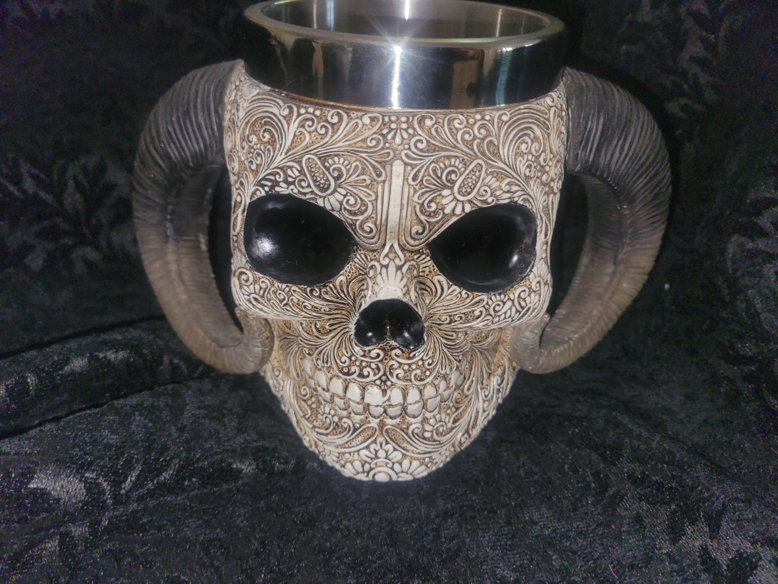 Viking Ram Horned Warrior Skull Battle Helmet Beer Stein Tankard Coffee Mug Cup