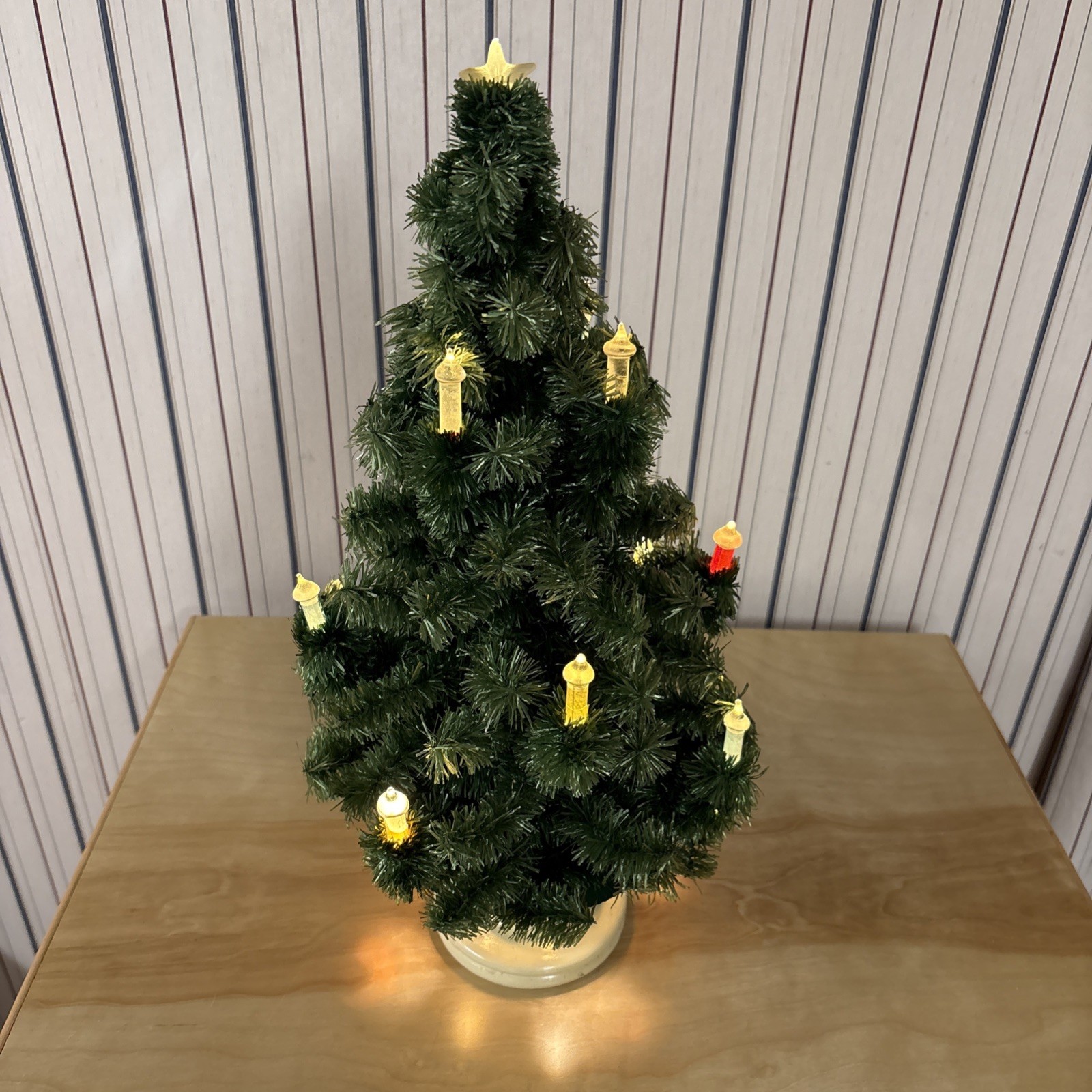 Vintage 1940-50's Lighted Tinsel Tabletop Christmas Tree Lighted Base 17