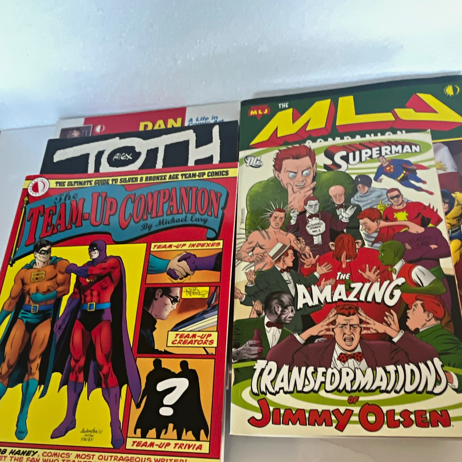 DC The Team-Up Companion Michael Eury Superman Jimmy Olsen DC Universe—lot of 5