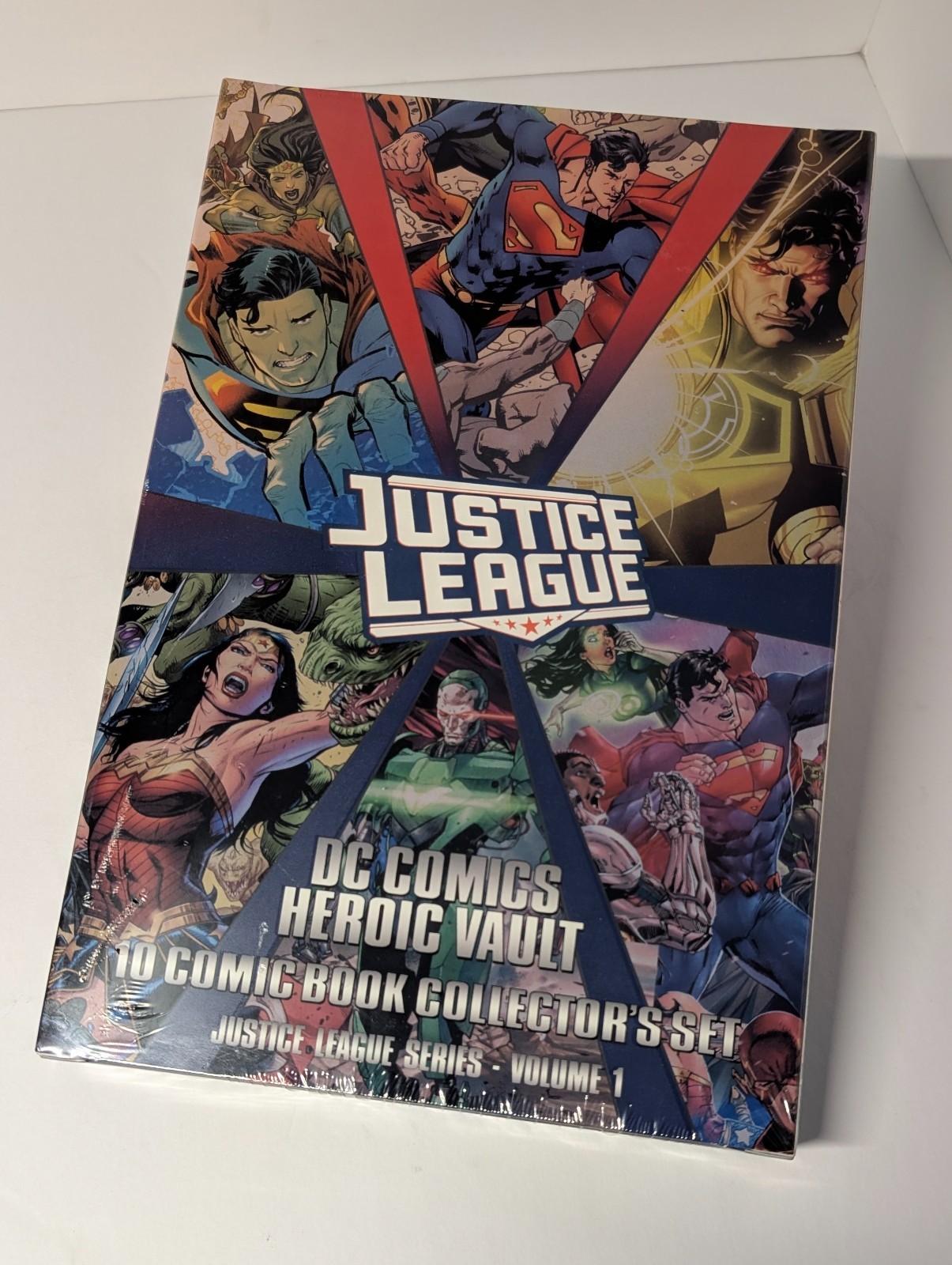 DC COMICS Justice League Heroic Vault Collectors Set VOL 1 - Sealed