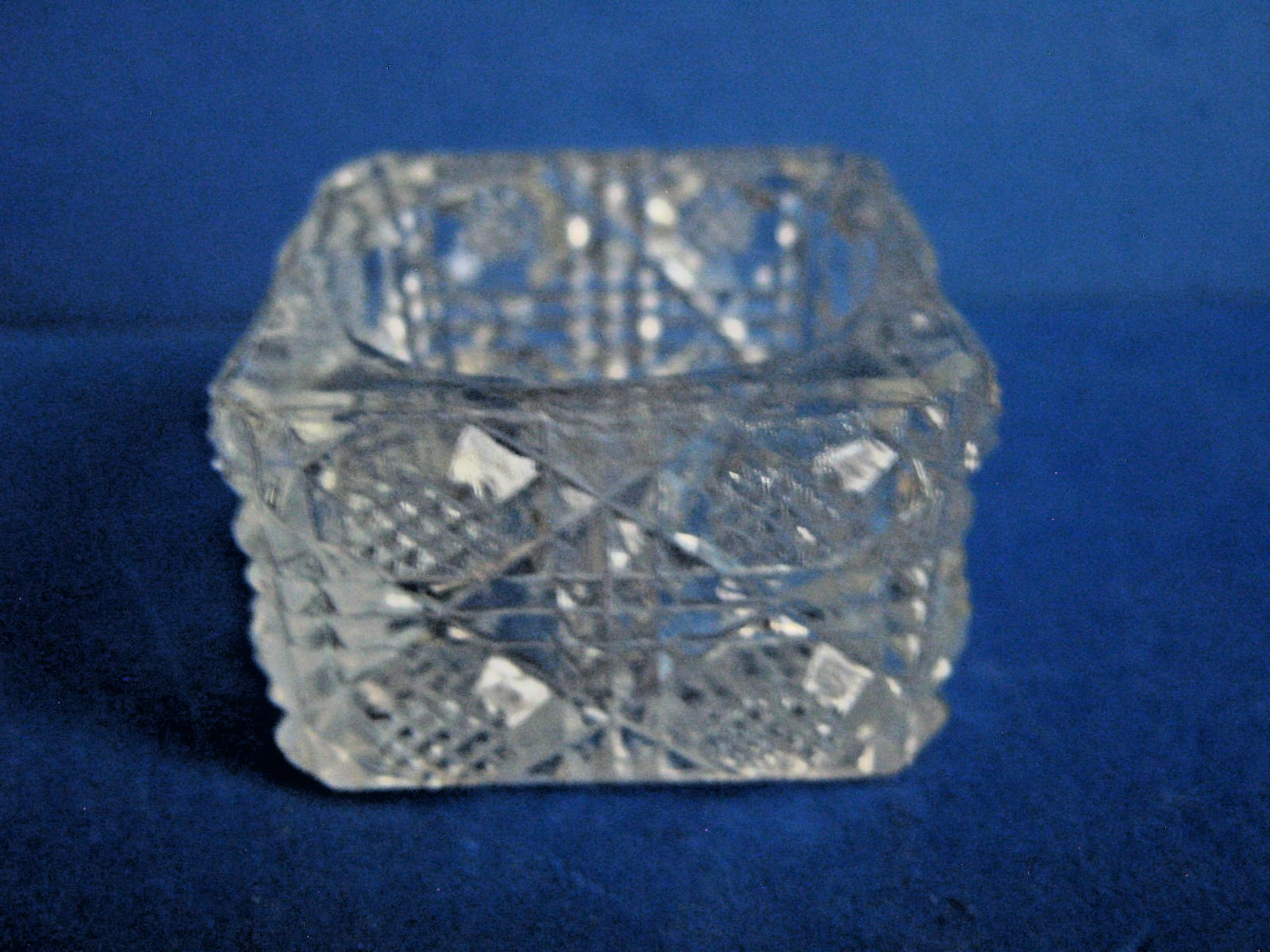 NEW MARTINSVILLE LACY DAISY SQUARE PATTERN GLASS OPEN SALT CELLAR, c1905-1920's NEW MARTINSVILLE LACY DAISY SQUARE PATTERN GLASS OPEN SALT CELLAR, c1905-1920's