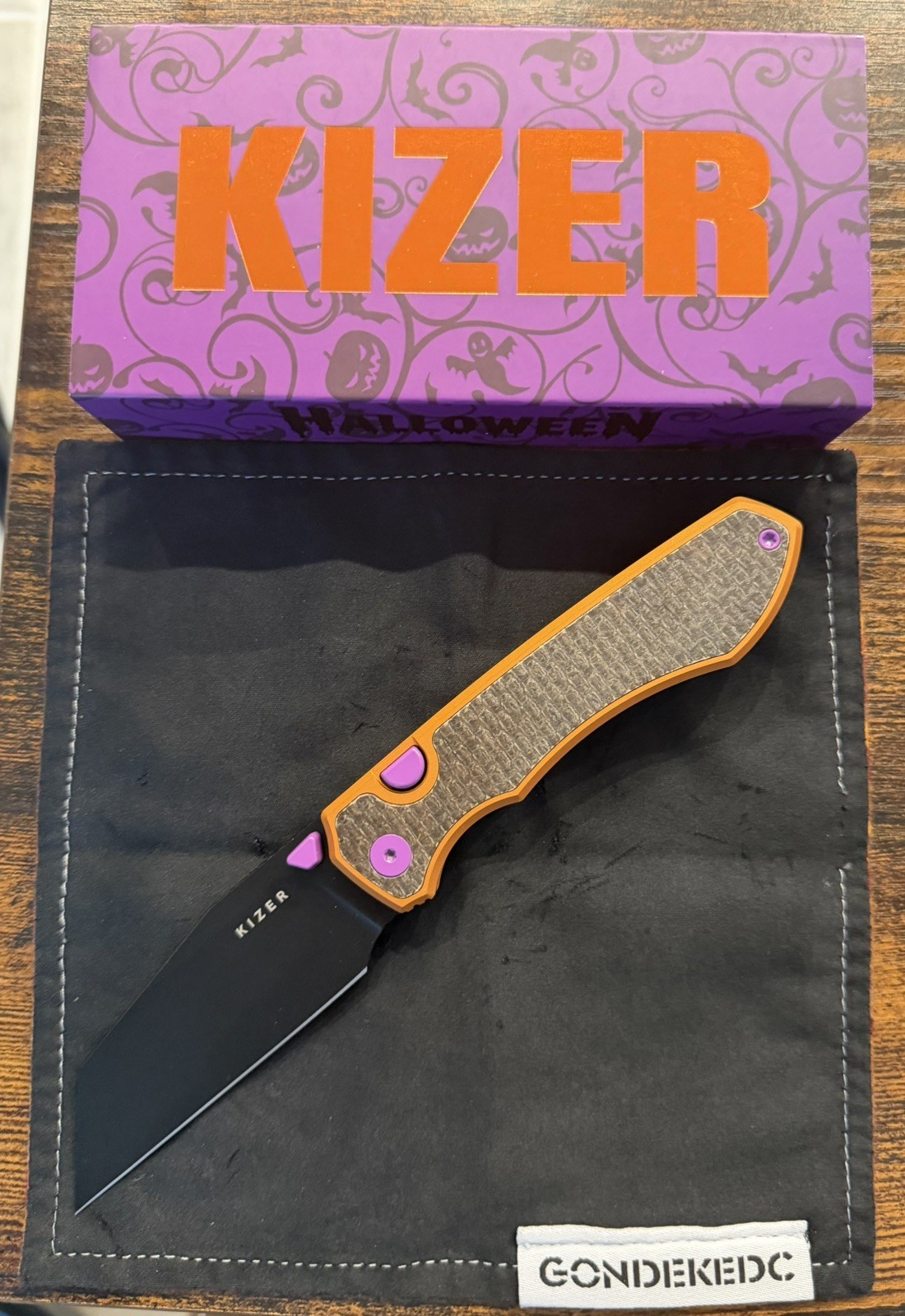 Kizer Wharning Halloween WMK Exclusive BNIB SOLD OUT 1 of 150 Nitro-V 