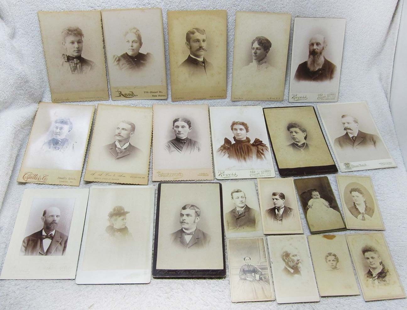 22 Antique OLD 1800's Photographs. CDV Portraits Men, Women, Child, Beards. #6