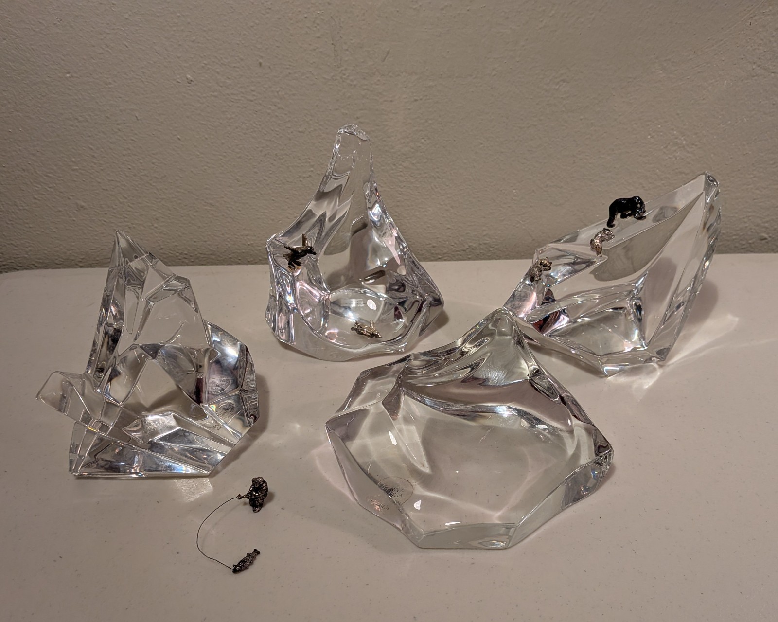 Vintage Franklin Mint Crystal Clear Iceburg Paperweight set (4-pc)