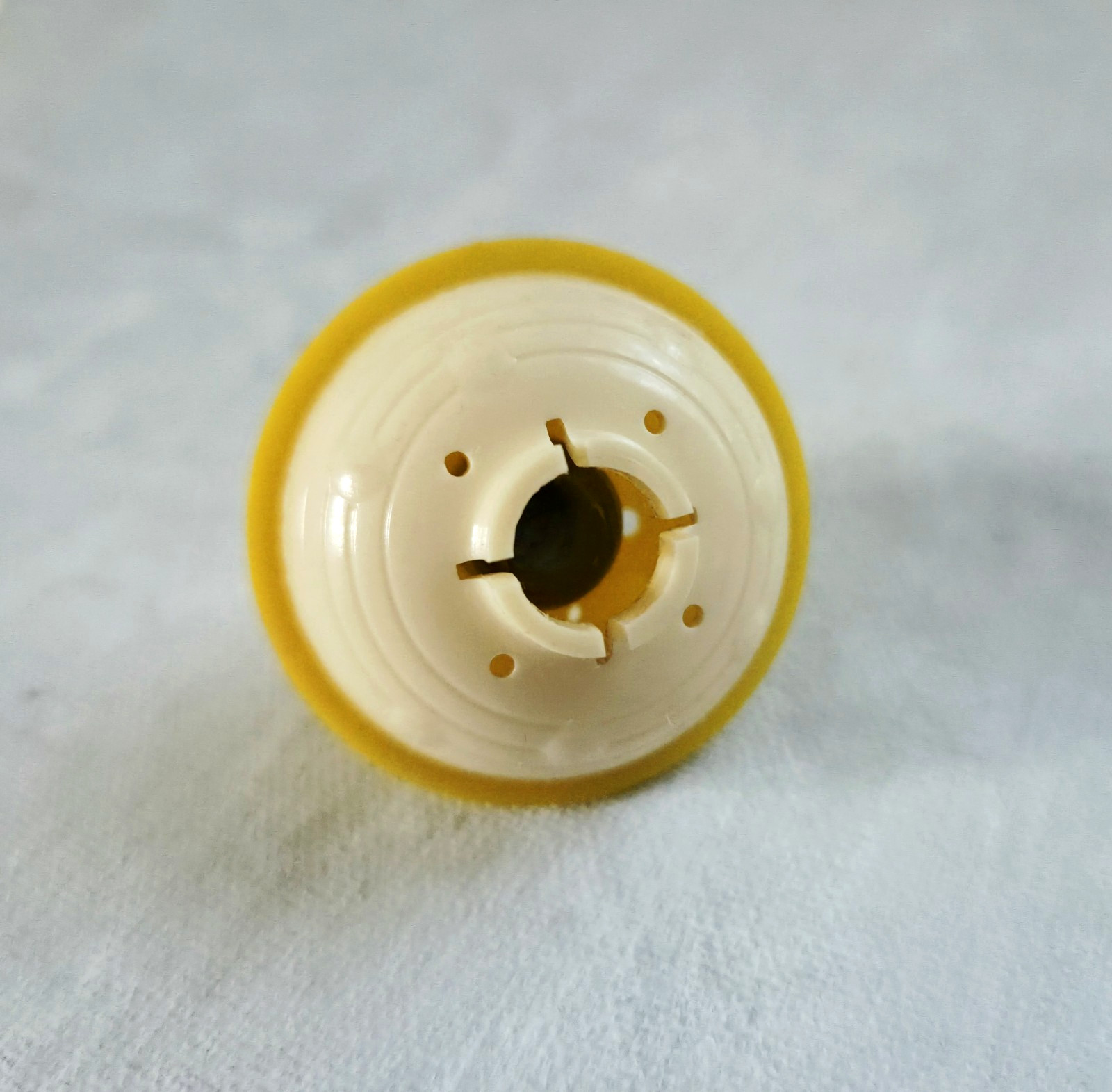 Vintage Bubble Light Yellow White Renown Base NO LIQUID tested & work
