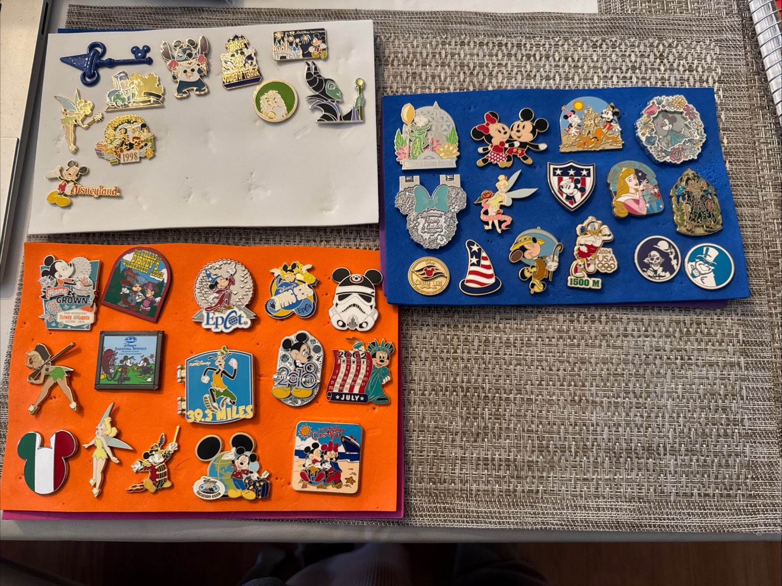 Disney Trading Pins Lot Of  40 Trading Pins #1A