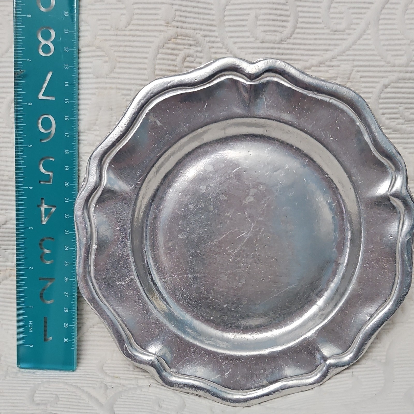 Aluminum Plate Silver Tone Scalloped Edge Approx. 12cm Collectible Vintage Style