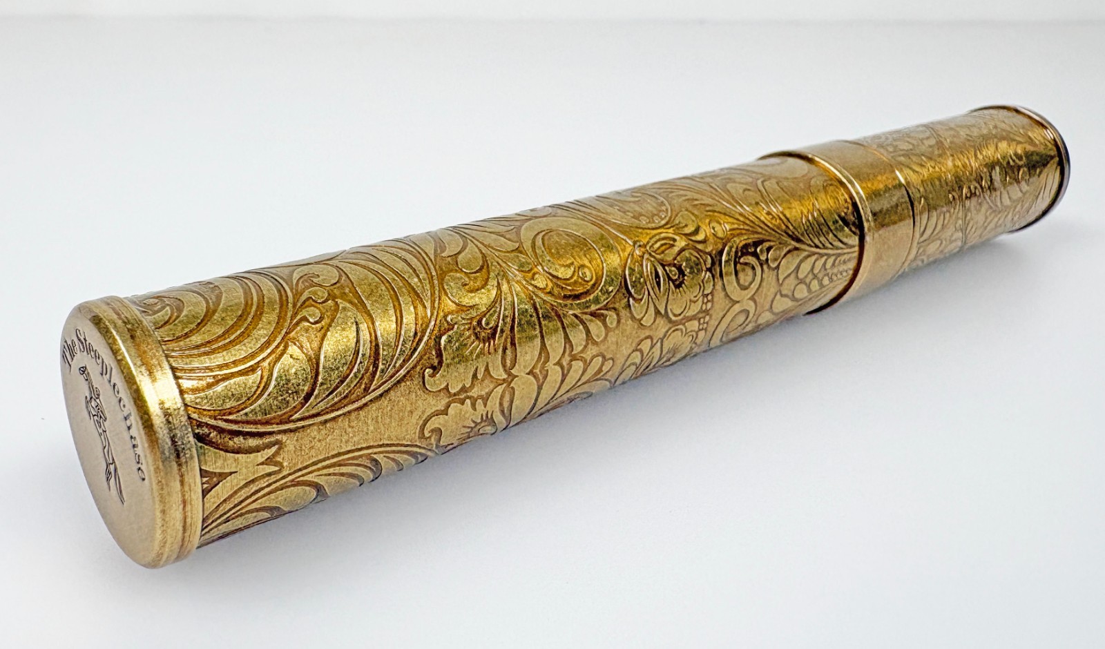Golden Brass Engraved Cigar Tube Case Tubos Metal Portable Travel Storage Holder Golden Brass Engraved Cigar Tube Case Tubos Metal Portable Travel Storage Holder