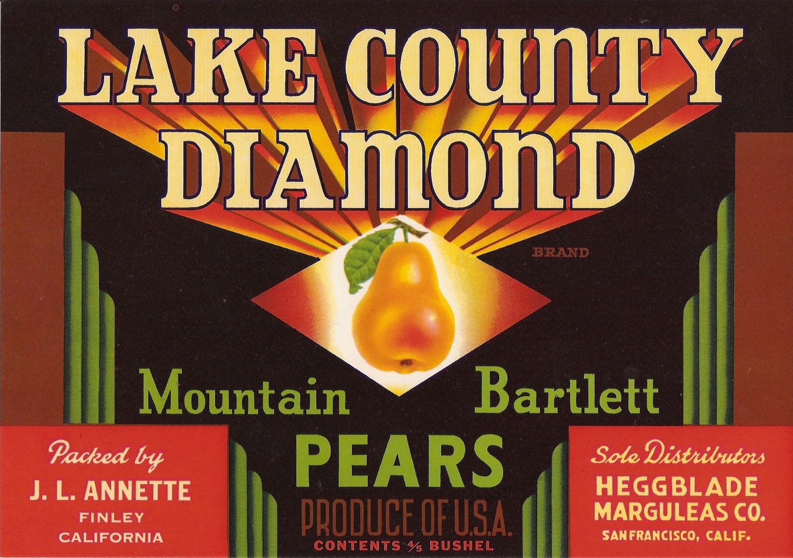 Lot of 200 Lake County Diamond Brand Pear Crate Label\'s