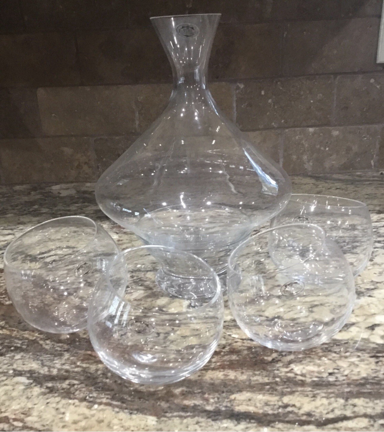 $150 Value CLEAR SOMA 6 PC ROCKING WINE SET DECANTER  & 4 GLASSES Party Wedding