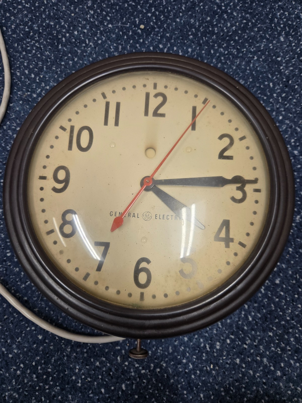 Vintage GE General Electric Industrial Wall Clock Bakelite Glass 1HA1612 - Video