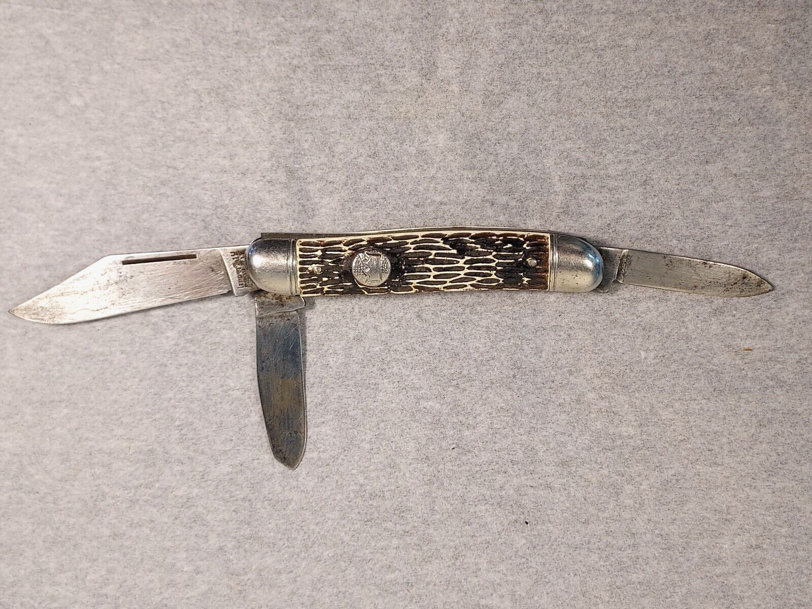 1956-1988 VINTAGE Imperial Crown 3 Blade Pocket Knife Prov. R.I. RARE