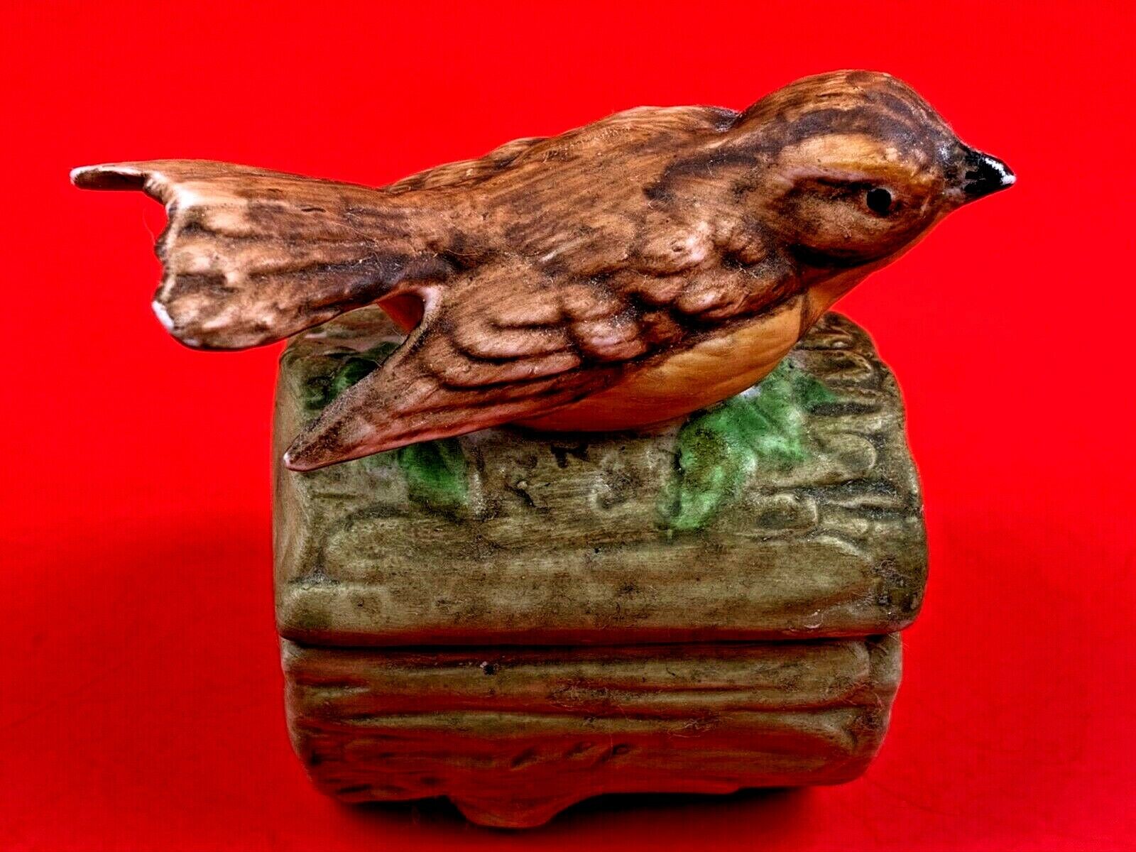 Vintage Hand Painted  Ceramic Bird on Log Small Trinket Box