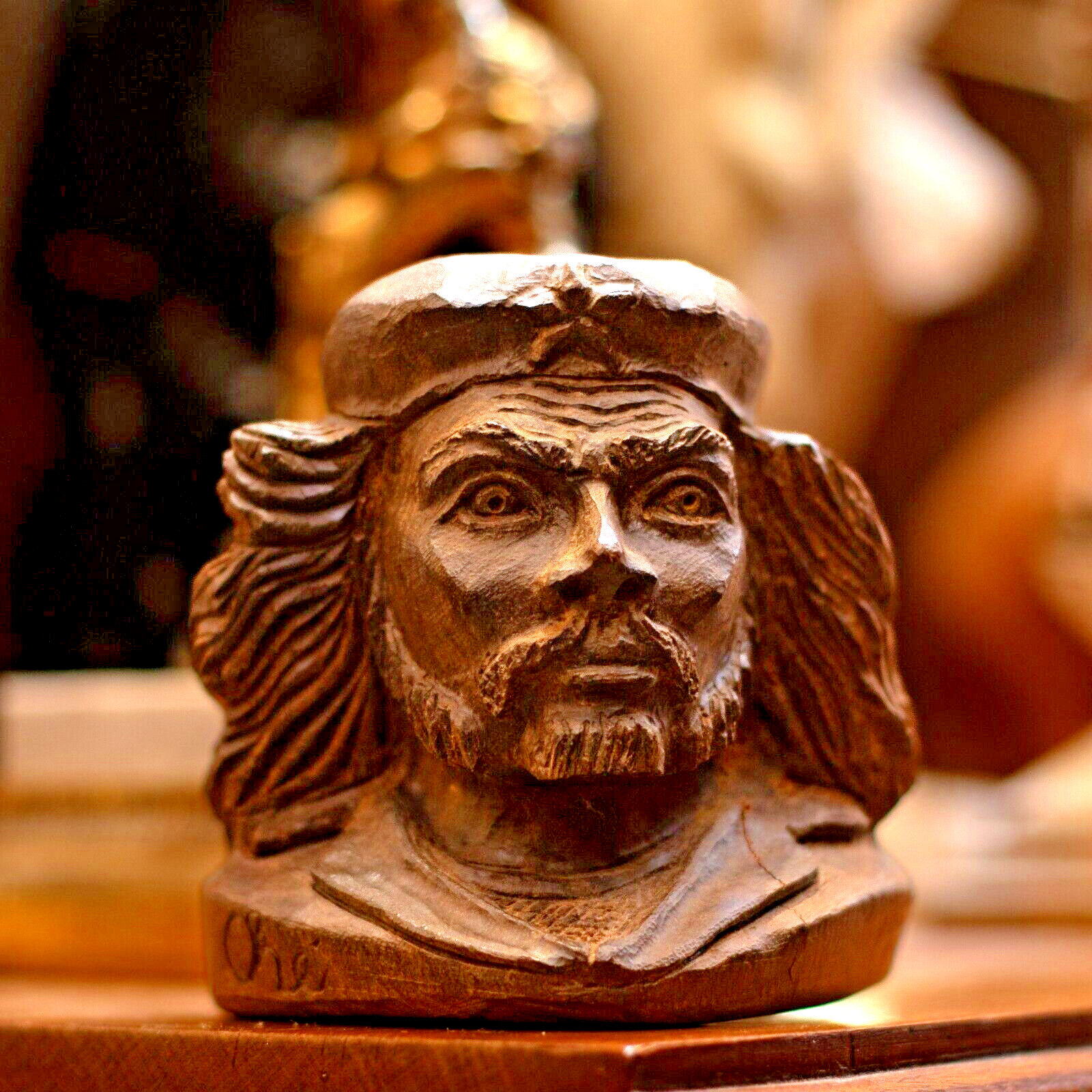 Vintage Heavy Dark Hardwood Carved Bust of Che Guevara