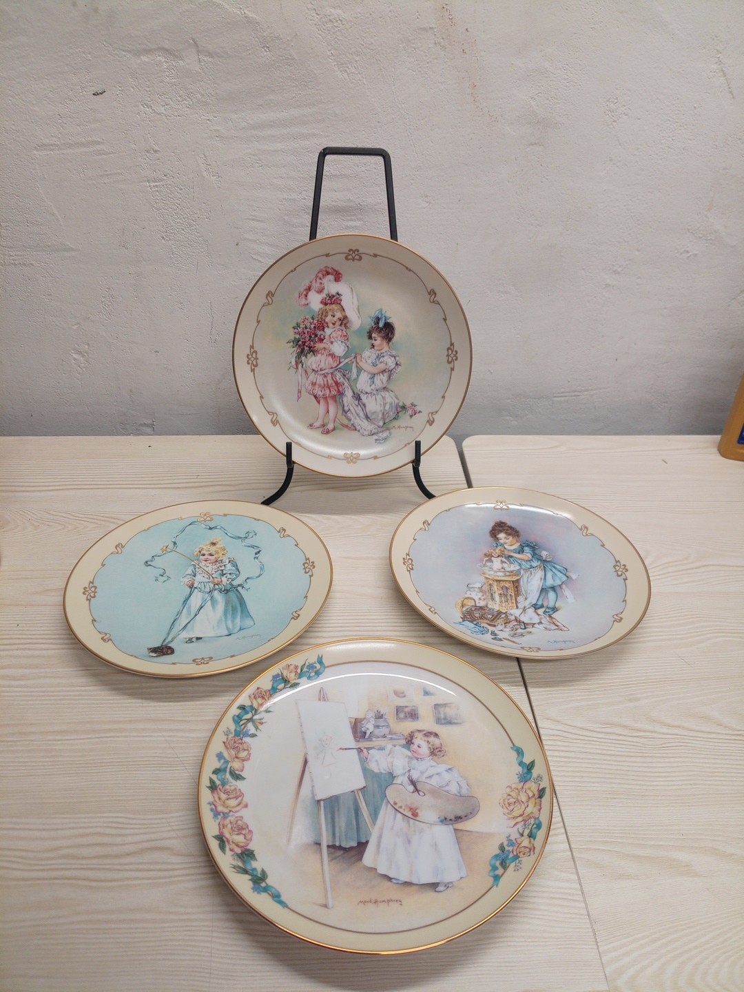 Maud Humphrey Bogart Collector 4 Plate Set
