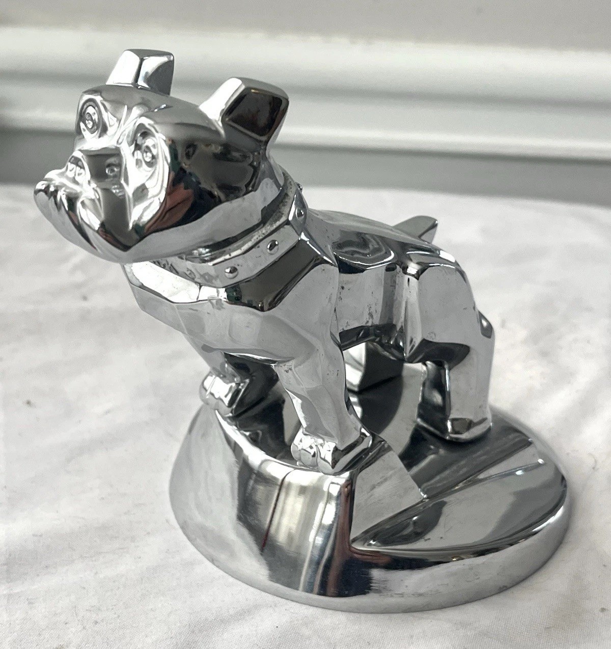 VINTAGE EXCELLENT MACK TRUCK BULLDOG CHROME HOOD ORNAMENT 87931 WITH BASE 14MF45 VINTAGE EXCELLENT MACK TRUCK BULLDOG CHROME HOOD ORNAMENT 87931 WITH BASE 14MF45