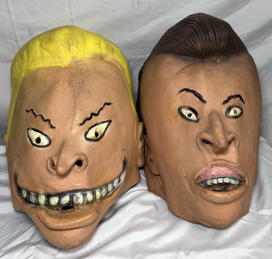 VTG  1993 Beavis and Butt-Head Halloween Rubber Masks Set MTV Networks READ More