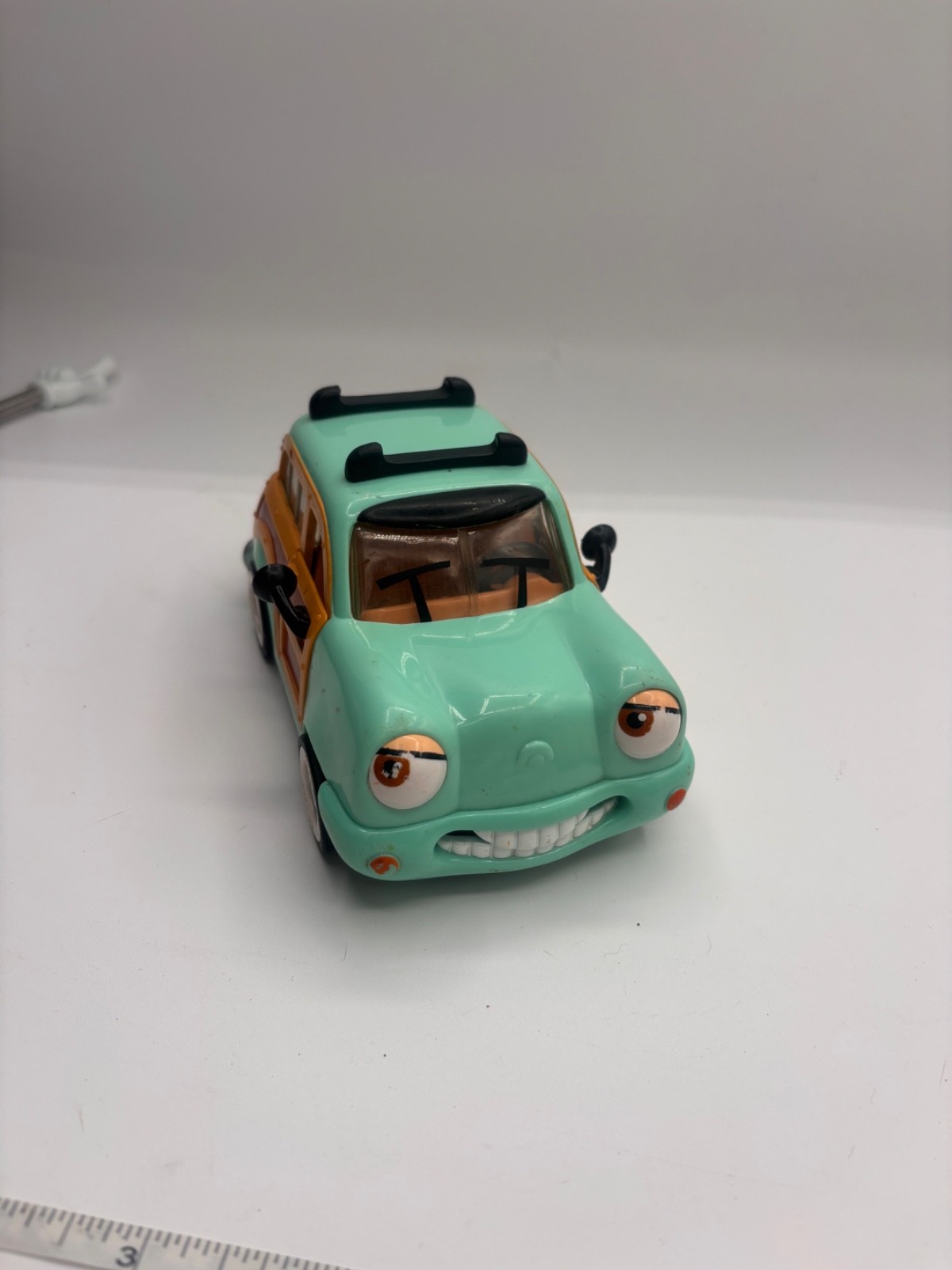 The Chevron Cars 1999 Woody Wagon No. 16 Car