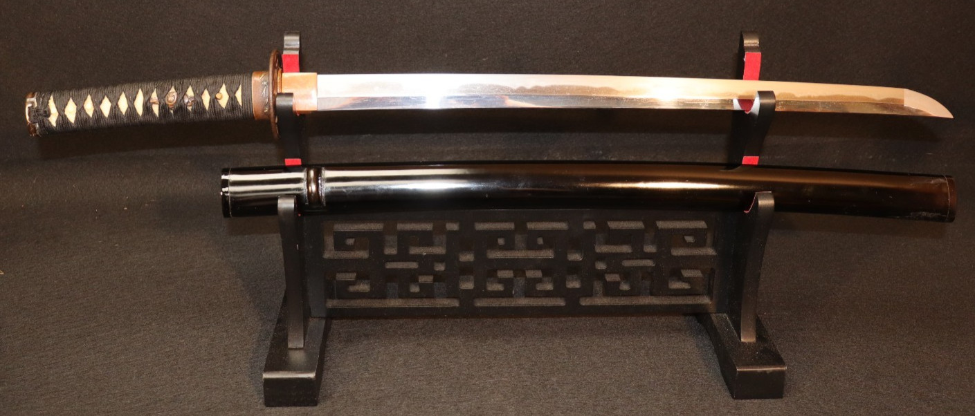 Antique Japanese Straight Wakizashi 脇差, Ginkgo Tsuba 銀杏鍔 Fine Menuki, Edo Period Antique Japanese Straight Wakizashi 脇差, Ginkgo Tsuba 銀杏鍔 Fine Menuki, Edo Period