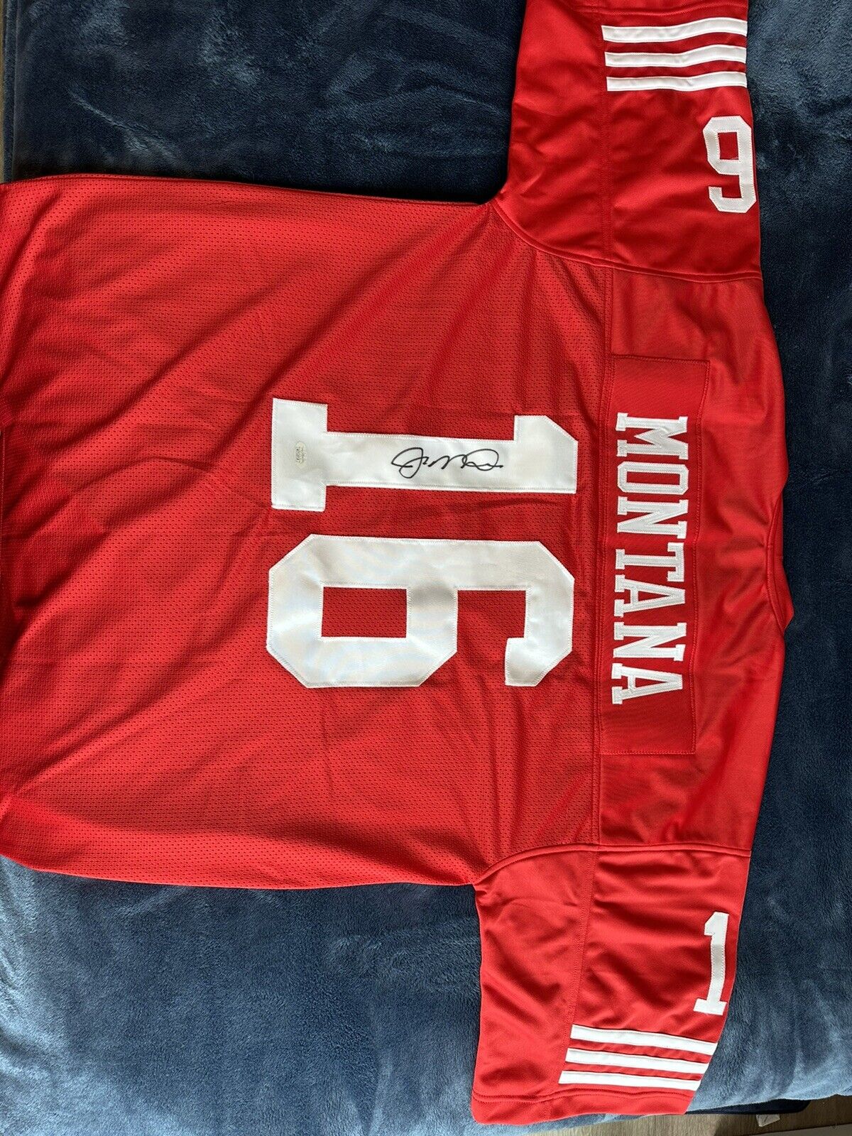 Need To Sale Joe Montana Jersey With His Autographic .