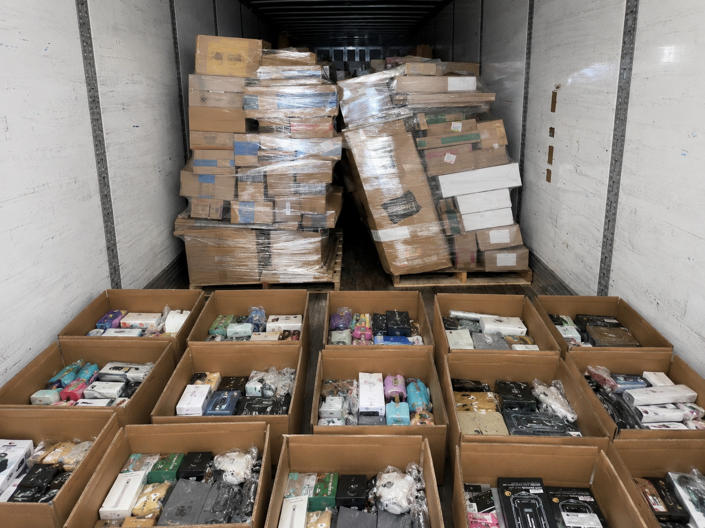 Macy's Unboxing Picks Liquidation Box Brand New Mixed Merchandise