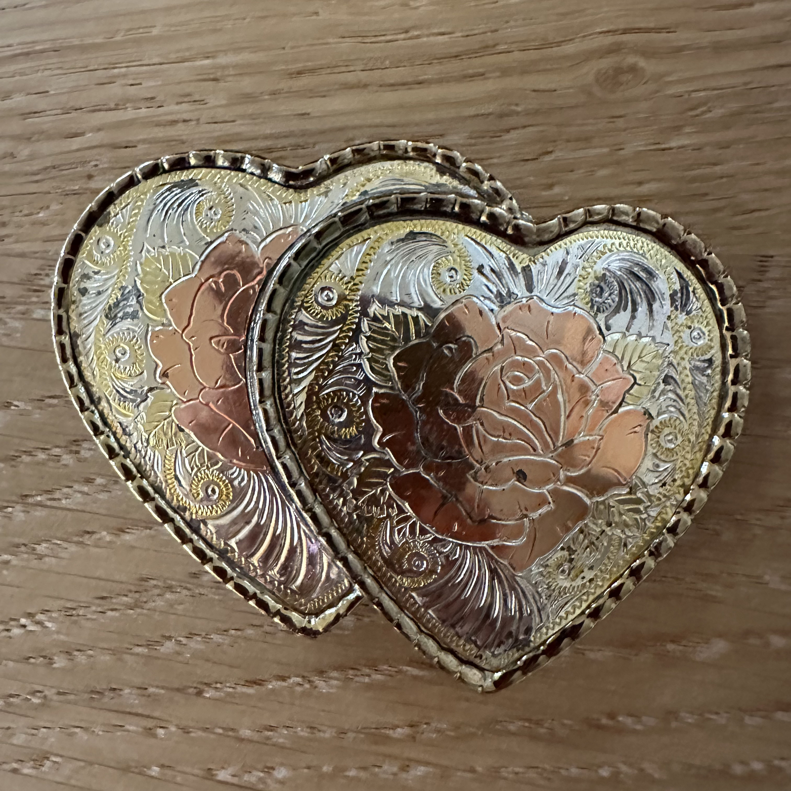 W Usa Double Heart Ladies Belt Buckle