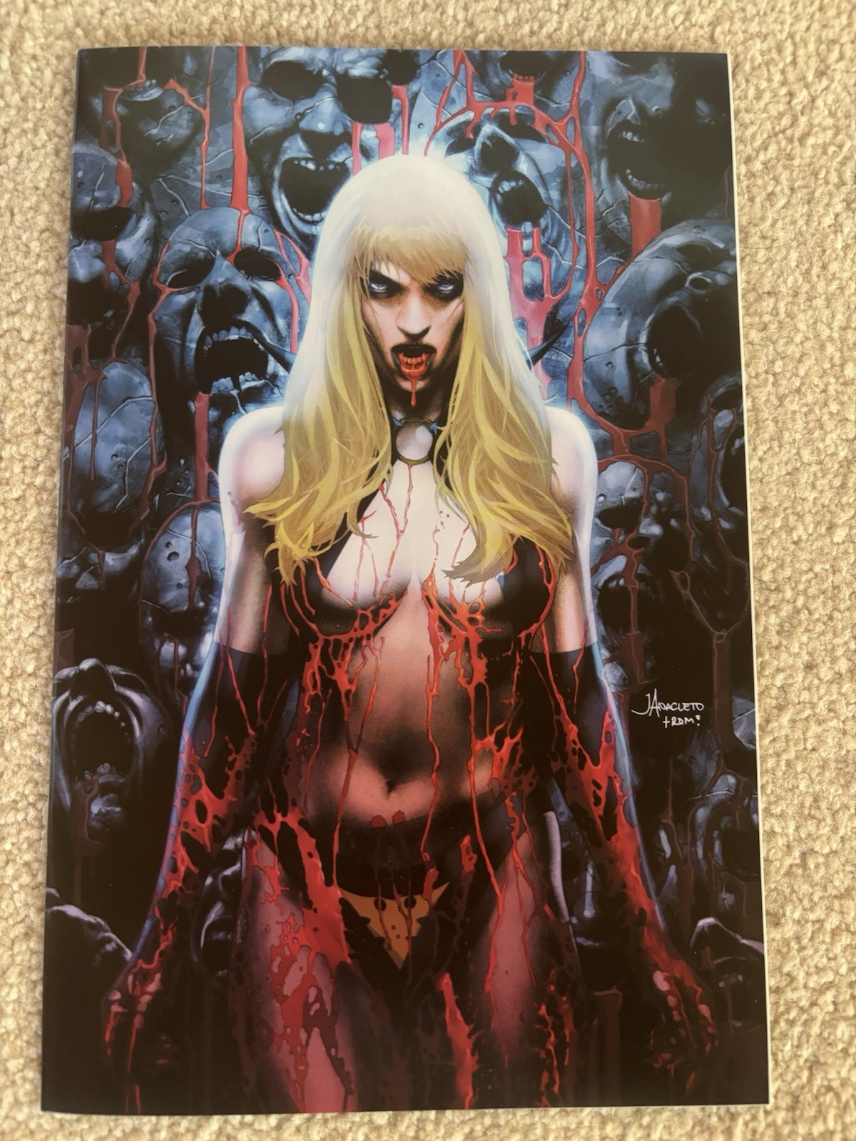 Draculina Blood Simple #1 Comic Book Jay Anacleto Virgin Variant NM Rare HTF Hot Draculina Blood Simple #1 Comic Book Jay Anacleto Virgin Variant NM Rare HTF Hot