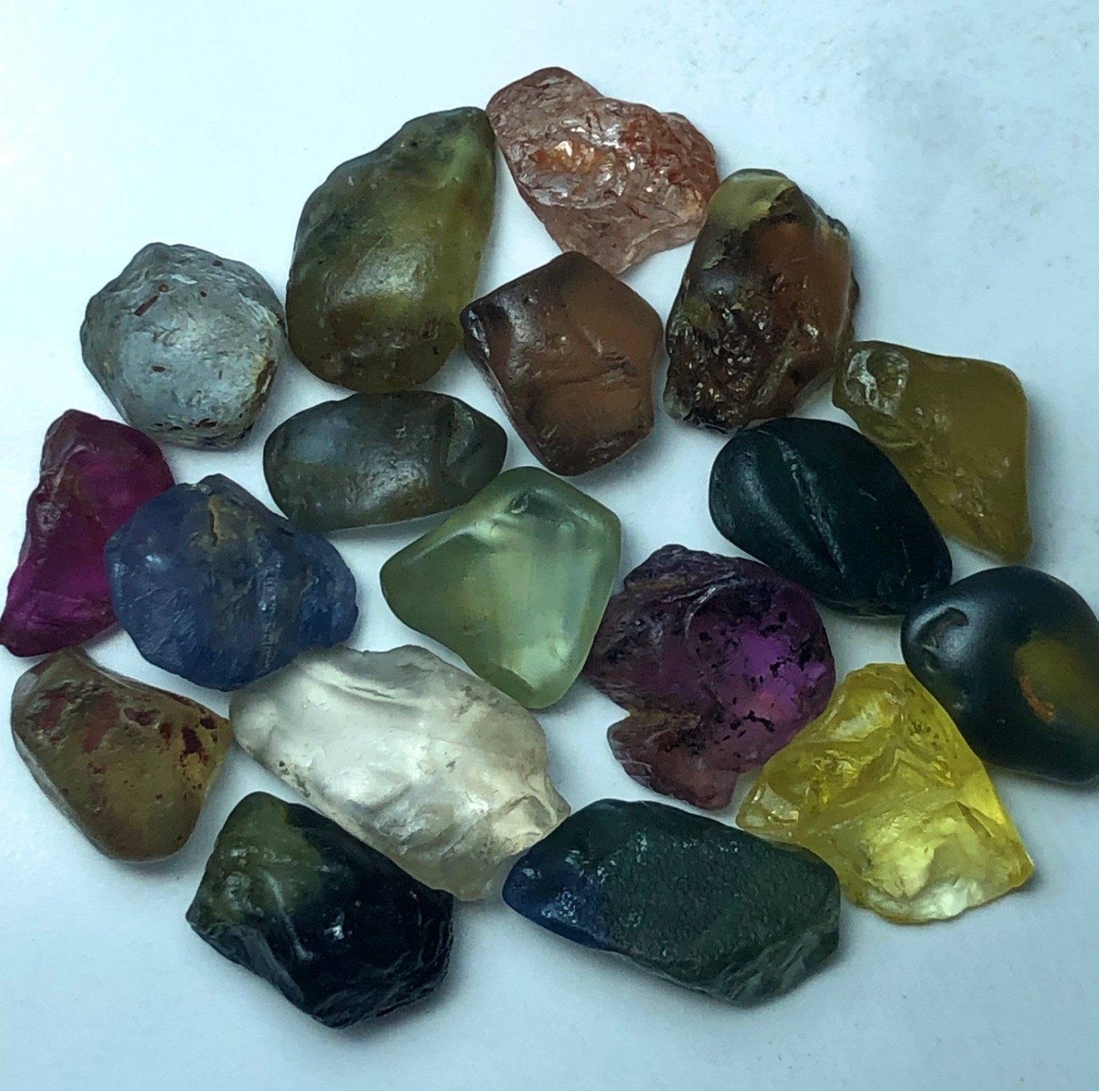 29CT Natural Sapphire Multi Colours Lot Eye Clean Facet Grade Jewellery sizeđź’Ž 29CT Natural Sapphire Multi Colours Lot Eye Clean Facet Grade Jewellery sizeđź’Ž