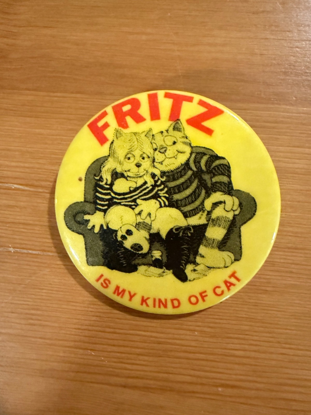 FRITZ THE CAT PINBACK 1972 THEATER GIVEAWAY   