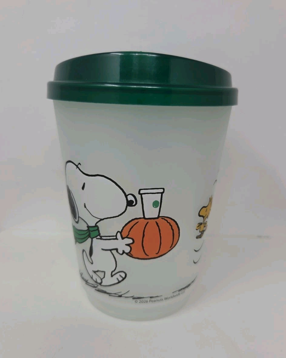 Starbucks Peanuts Snoopy Reusable Plastic Cup with Green Lid 16oz European 2026