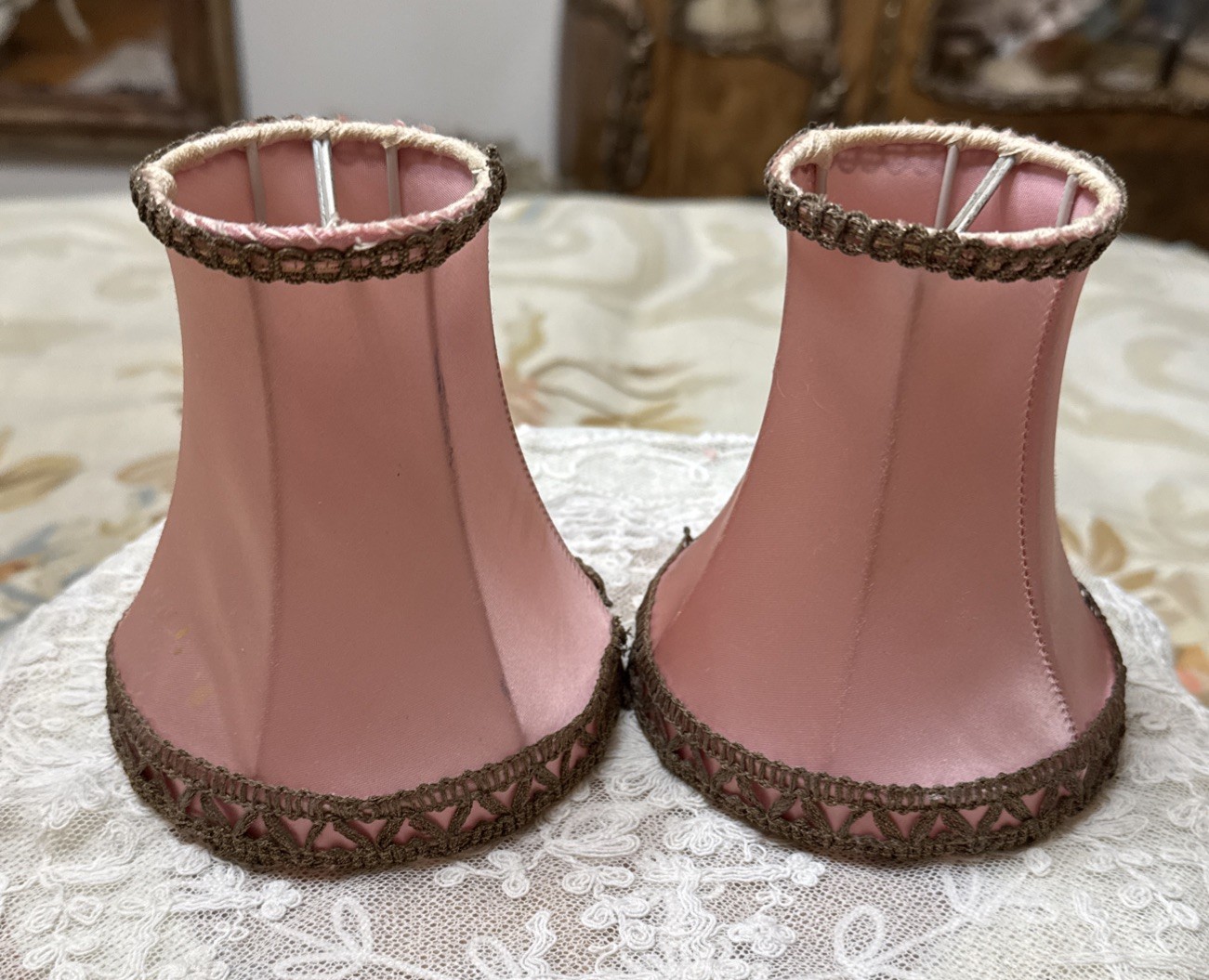 Vintage French Boudoir Pink Satin Lamp Shades Metallic Gold Trim Clip On Set 2