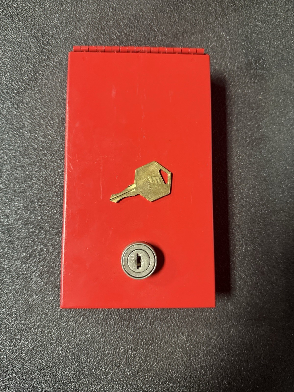 Rare Snap On KRA-444A  Lock Box Vintage Personal Storage Safe 1 Key