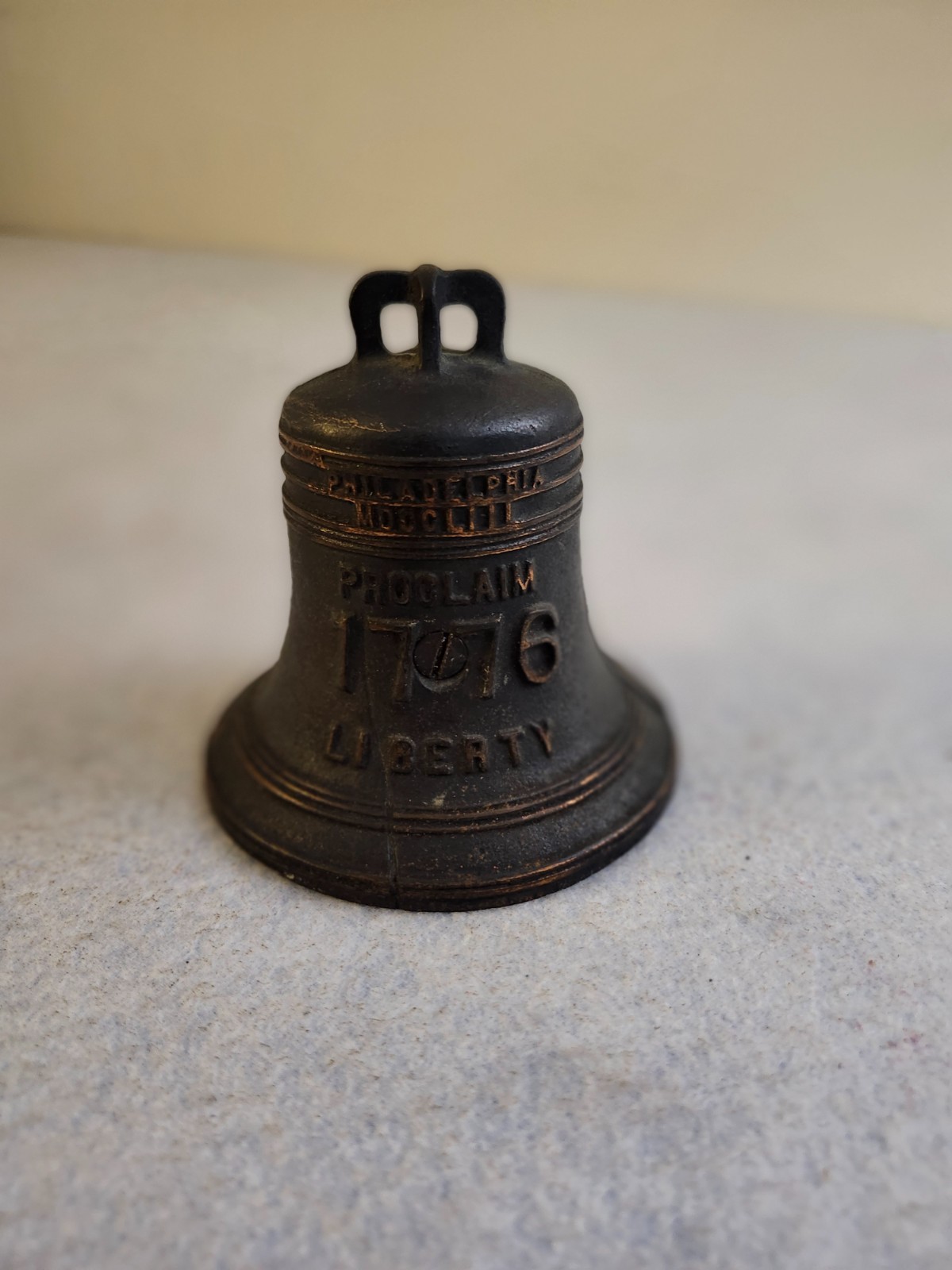 Vintage 1776-1926 Philadelphia Sesquicentennial Cast Iron Liberty Bell Bank