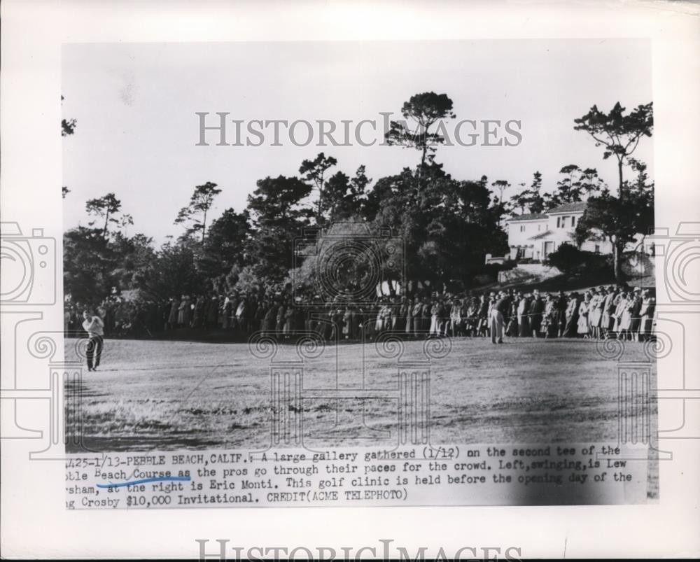 1950 Press Photo Gallery follows Lew Gresham, Eric Mouti at Pebble Beach golf