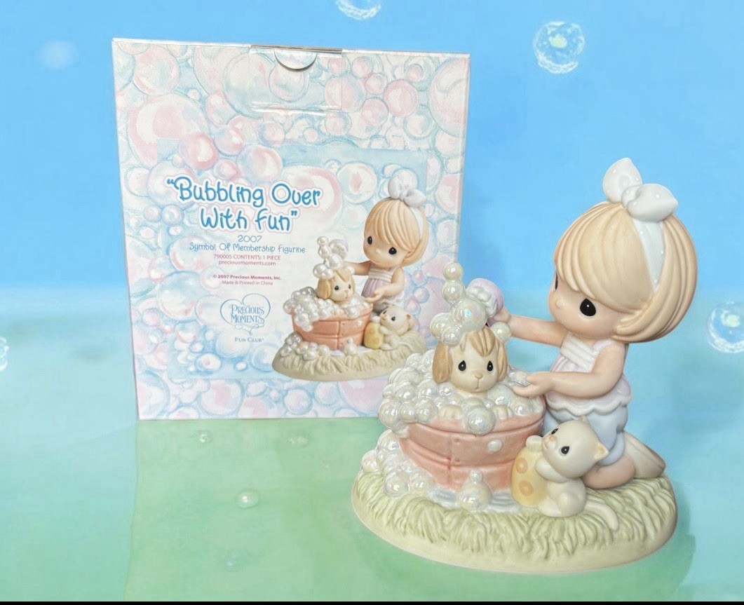 Precious Moments BUBBLING OVER WITH FUN FC-790005 - Bathing Dog / MO-2007,  RARE