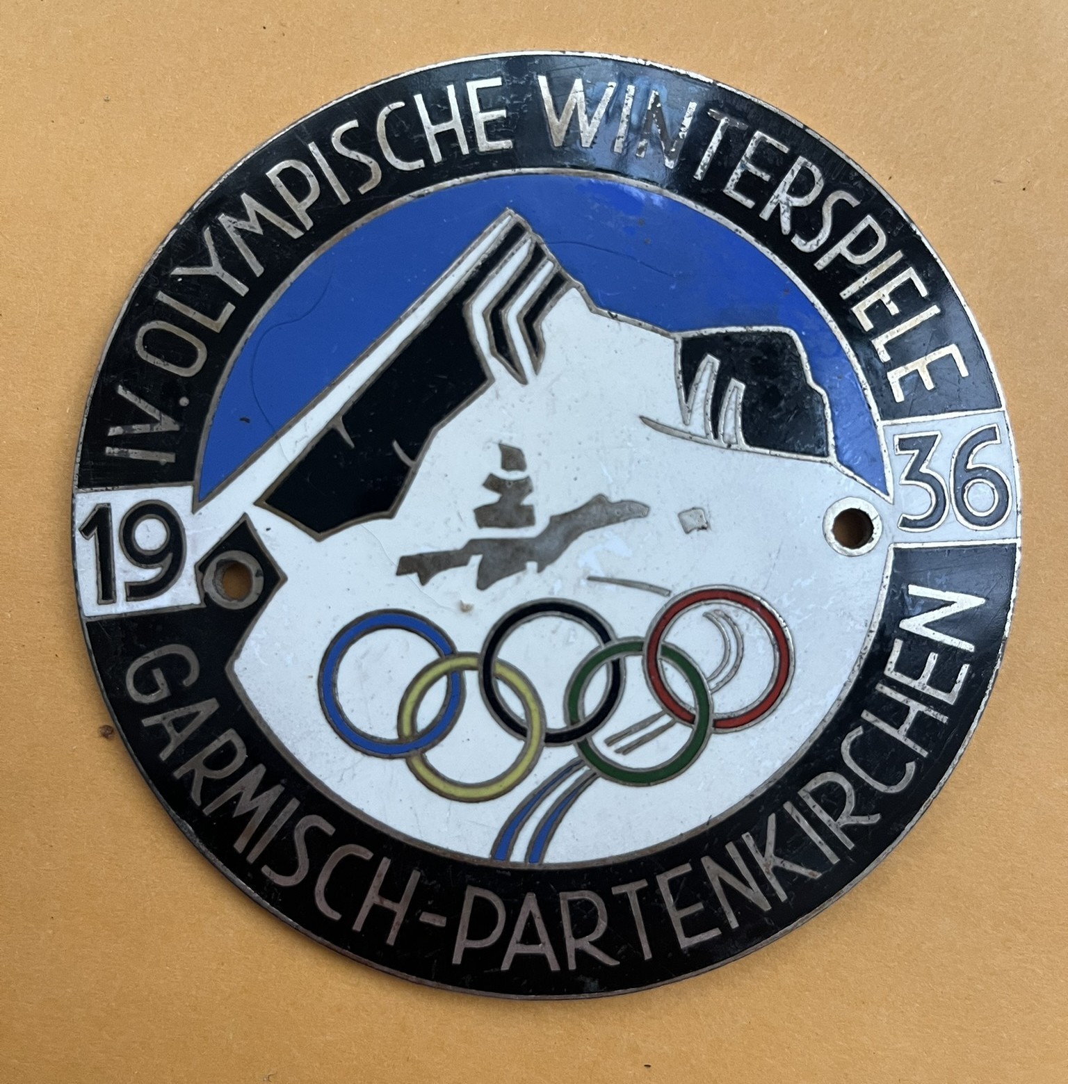 Badge souvenir auto car Germany German 1936 IV Olympic Winter Games Garmisch