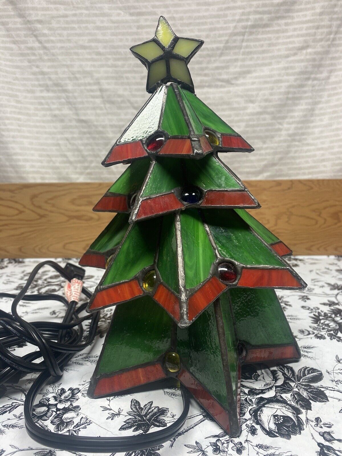 Elements Stained Glass Christmas Tree Lamp