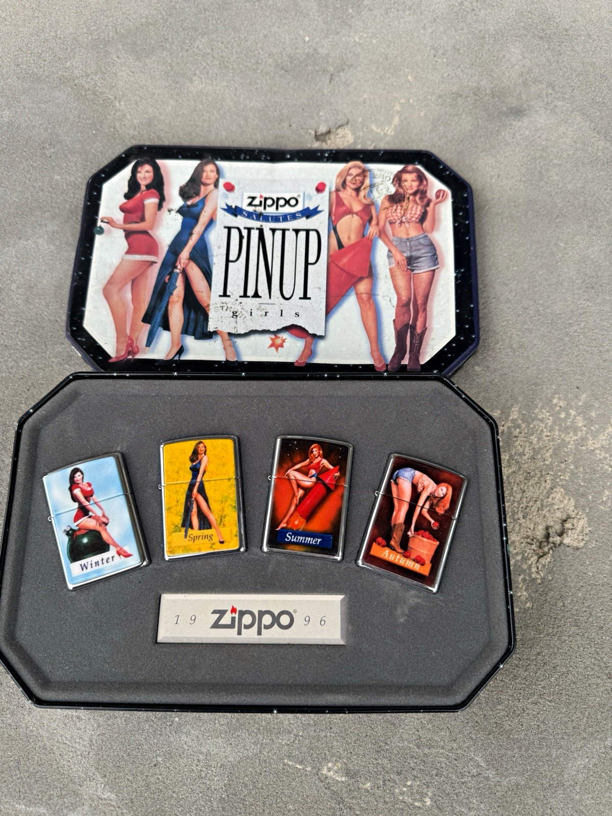 Zippo 1996 Collectible of the Year Pinup Set w/ Display Case & 4 Mini Lighters