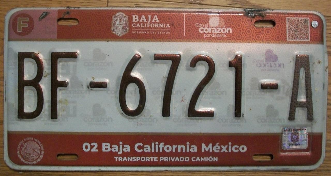 MEXICO state of BAJA CALIFORNIA LICENSE PLATE - BF-6721-A - CAMION