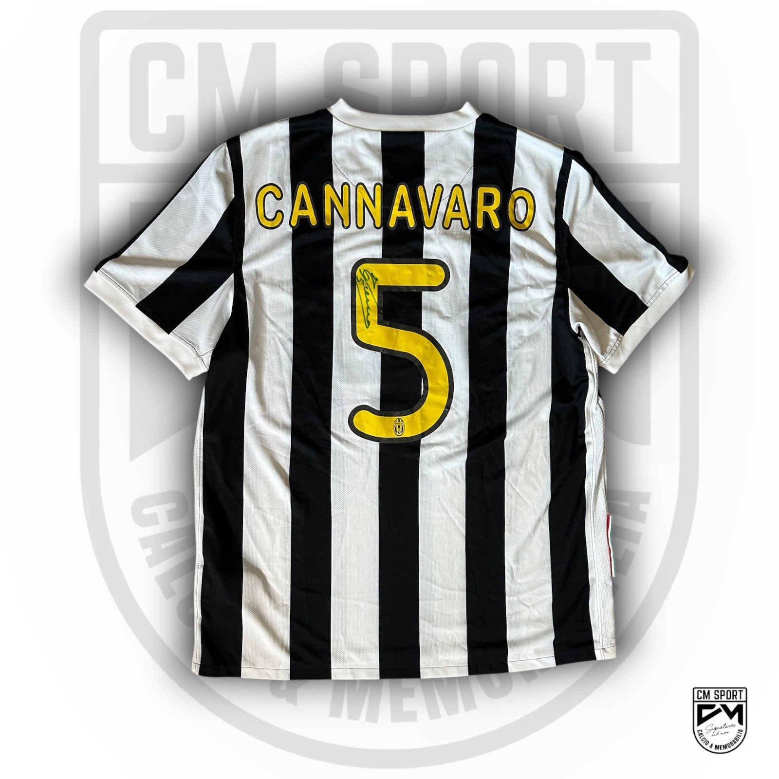 Juventus FC - Fabio Cannavaro - Home Shirt 2009/10 with Autograph Signature