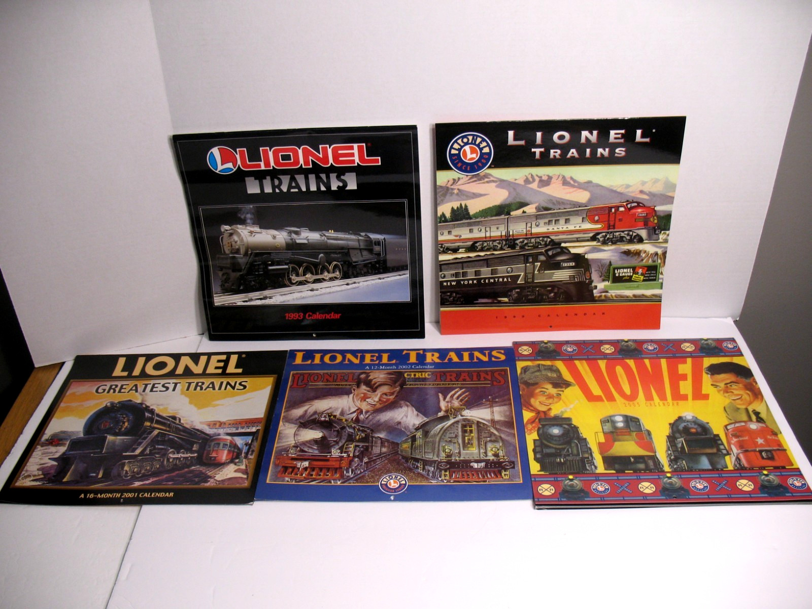 LIONEL TOY TRAIN CALENDAR LOT OF 5 1993 1999 2001 2002 2005