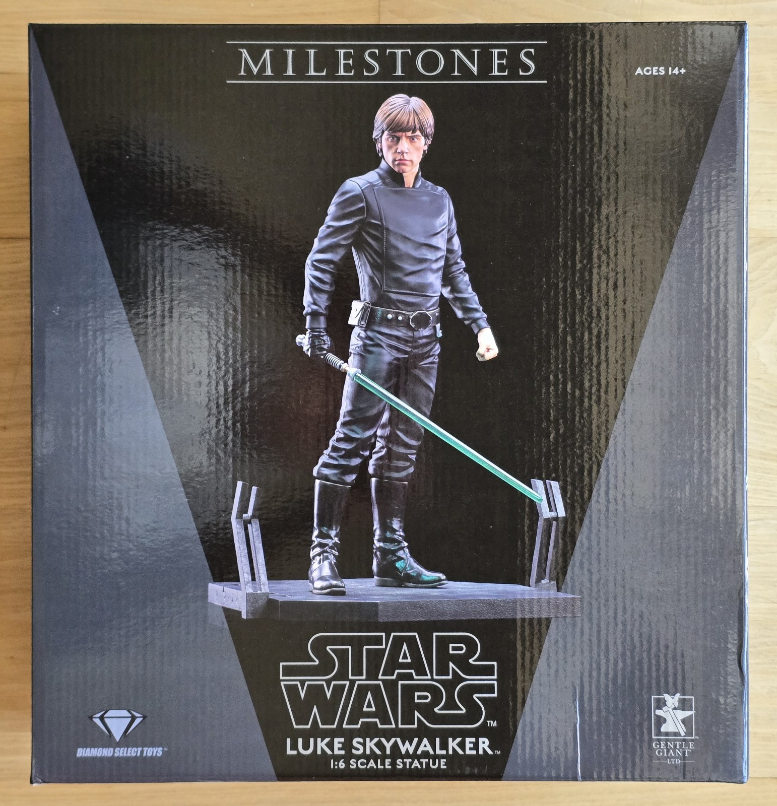Star Wars: Milestones - Luke Skywalker 1:6 Scale Statue by Gentle Giant