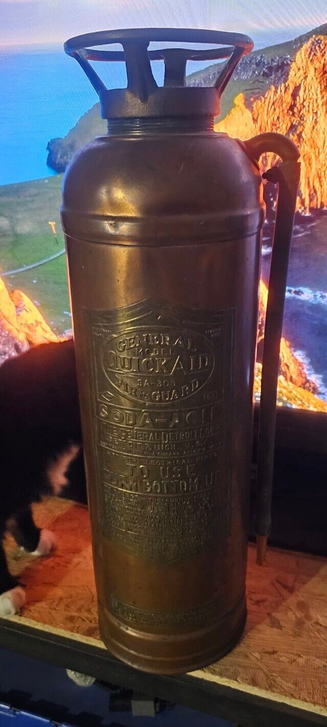 antique brass copper fire extinguisher (EMPTY)