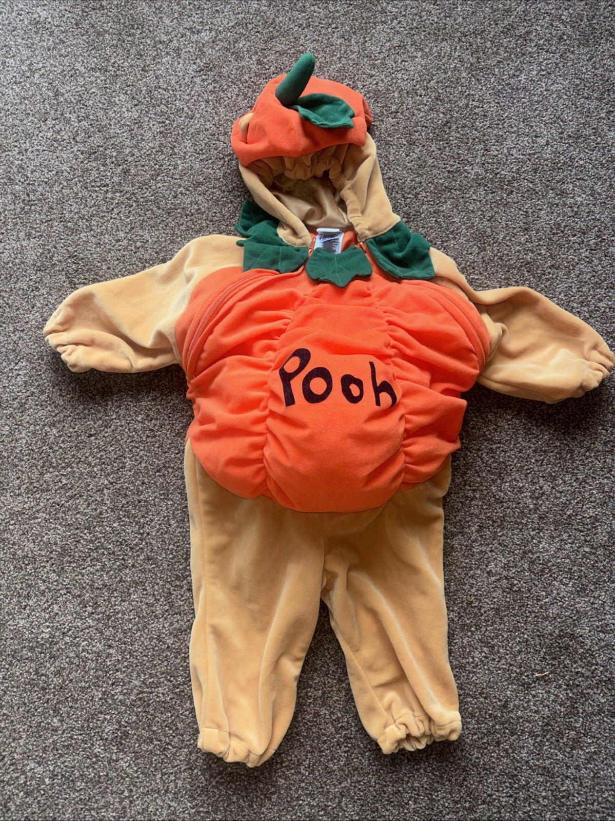 Vintage DISNEY STORE WINNIE THE POOH Pumpkin Halloween Costume 6-12m Baby