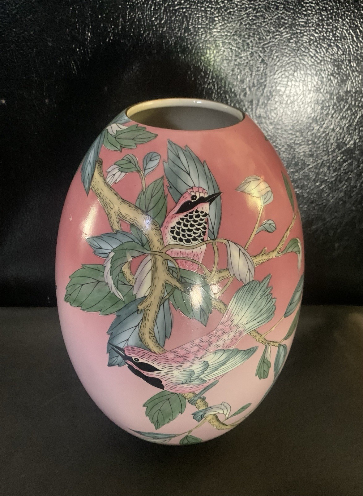 Vtg HTF Toyo Macau 10”x8” Gradient Pink Birds Porcelain Vase Chinoiserie-EUC